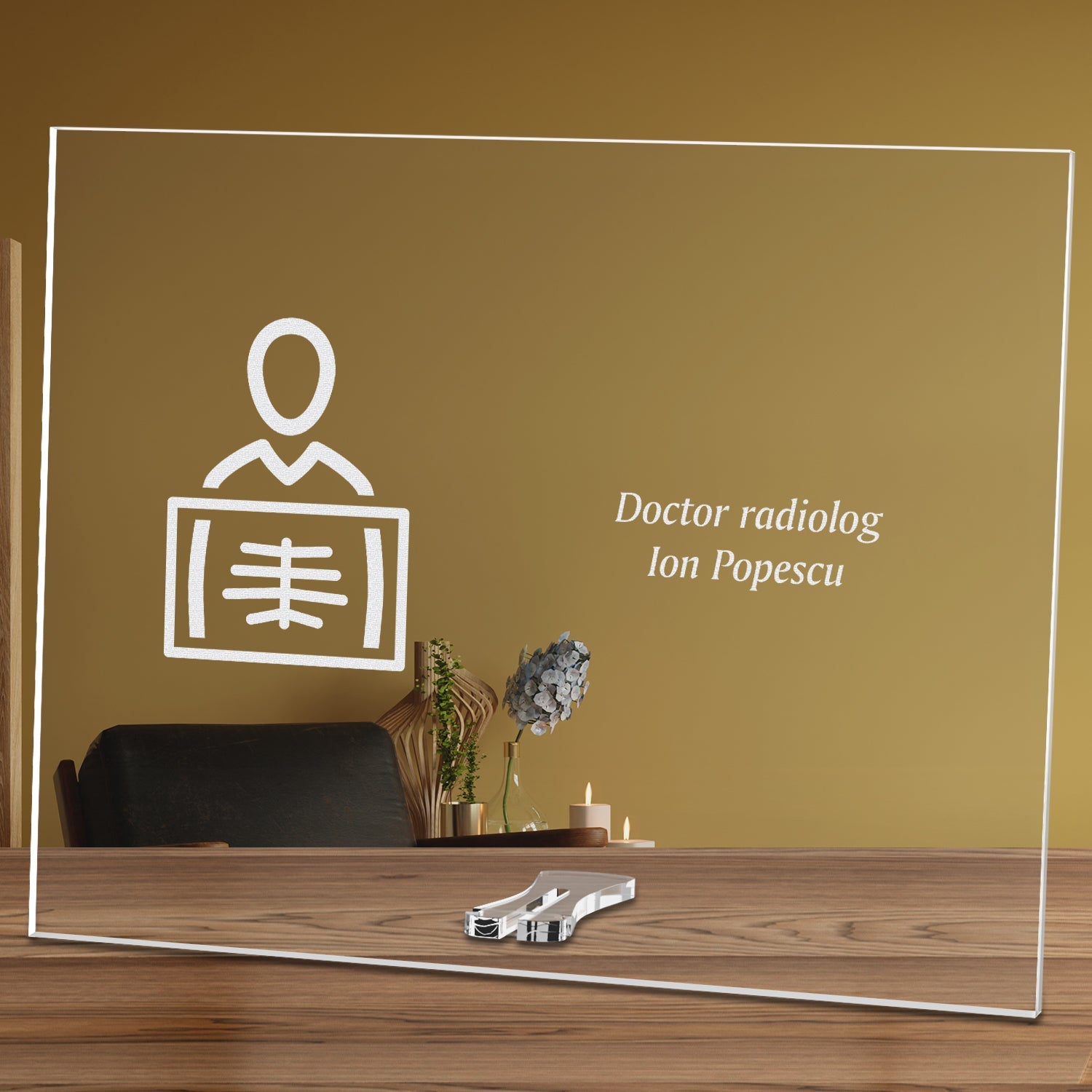 Cadou personalizat placheta din plexiglas - Doctor radiolog - ghizbi.ro