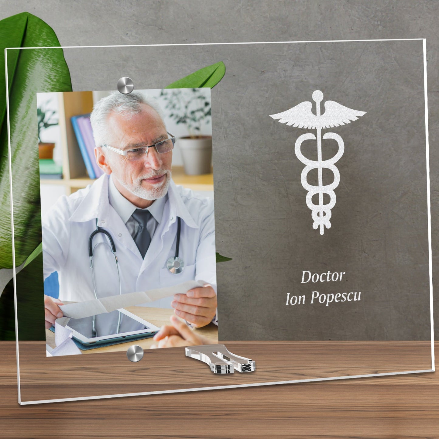 Cadou personalizat rama plexiglas - Doctor