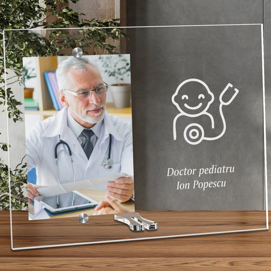 Cadou personalizat rama plexiglas - Doctor pediatru - ghizbi.ro